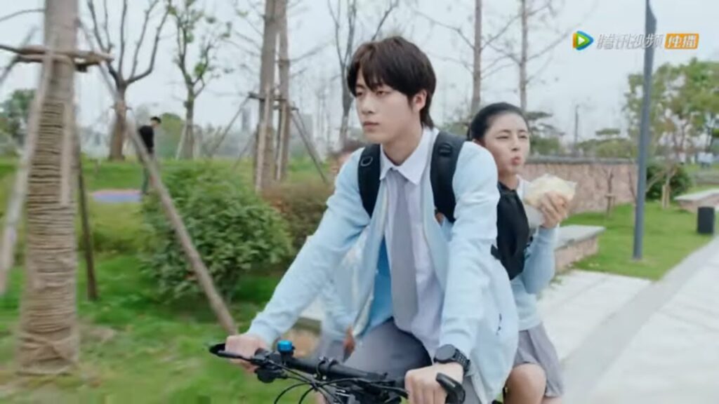 يفعل أي شيء كي تطبخ له | مقطع من الحلقة 1 مسلسل حب أول عذب