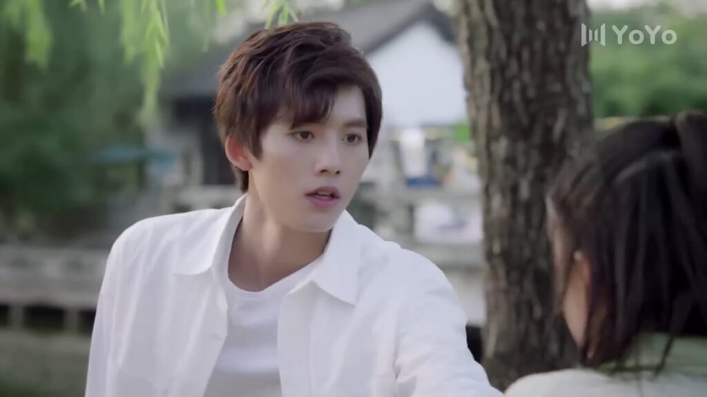 تحطـم عملـه الفنـي من اول لقاء  ( عزباء محترفة )