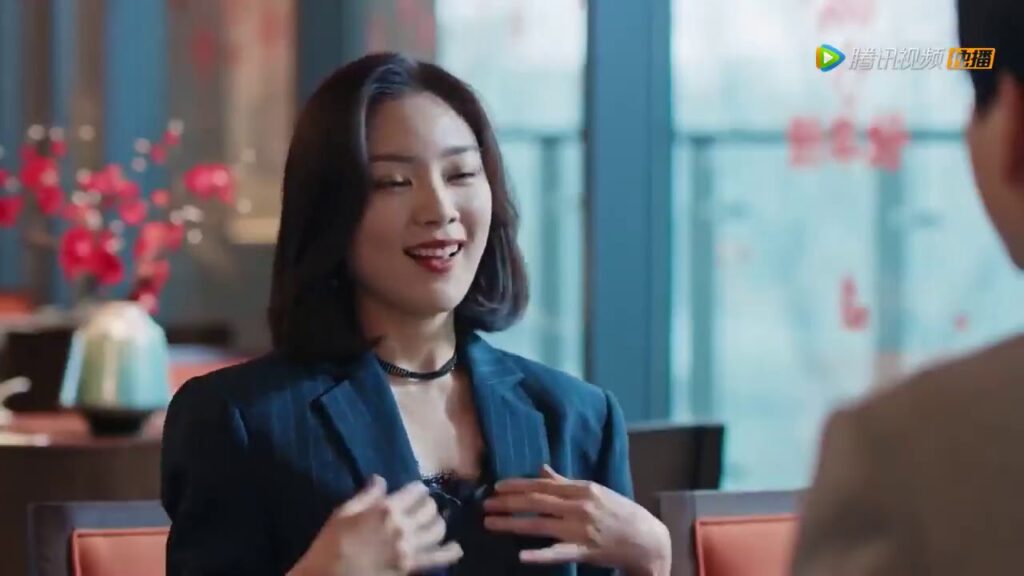 السكرتير شين جي يفقد صوته من كثرة التحدث ؟ مقطع من الحلقة 5 مسلسل مواعدة في المطبخ