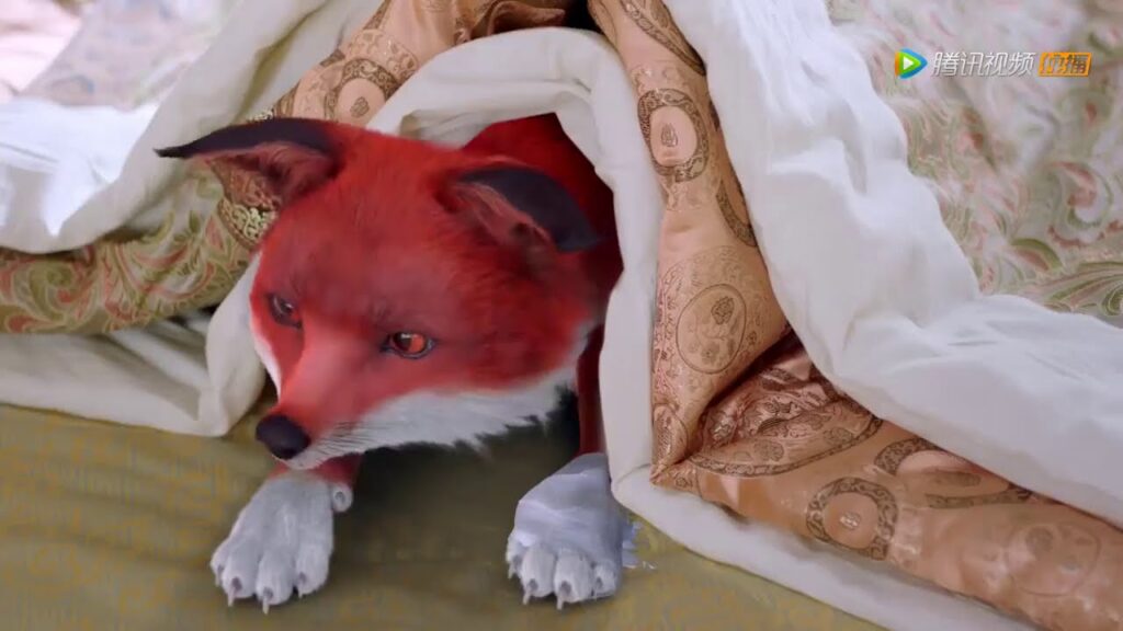 الثعلبة تكاد تقتل من   قبل الأسد مقطع من الحلقة 6 حلم الحب الأبدي