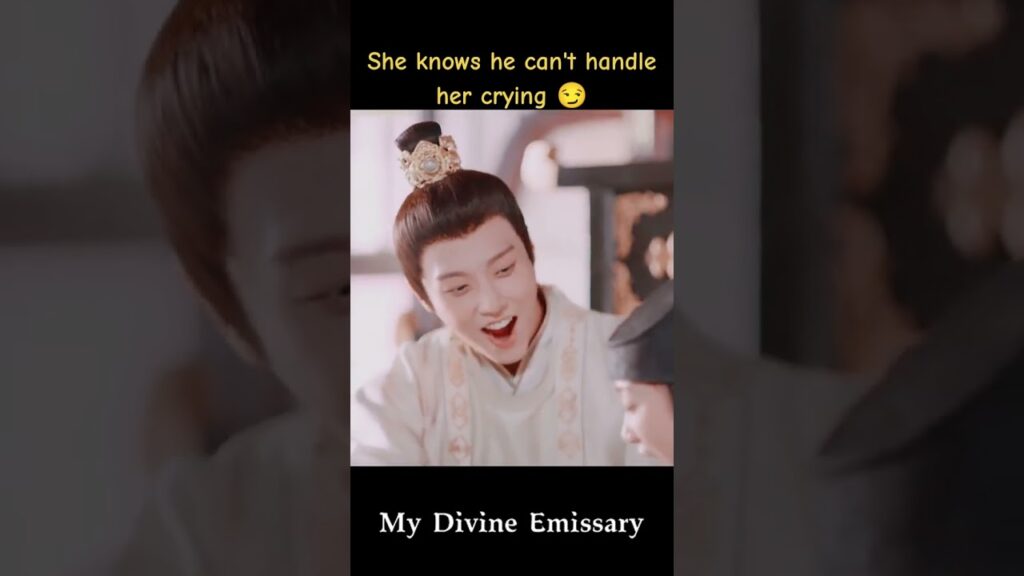 إنها تعلم أنه لا يستطيع تحمل بكاءها🥺🤣 #مبعوثي #MyDivineEmissary #LiZixuan #ChenJingke #youku إنها تعلم أنه لا يستطيع تحمل بكاءها🥺🤣 #مبعوثي #MyDivineEmissary #LiZixuan #ChenJingke #youku