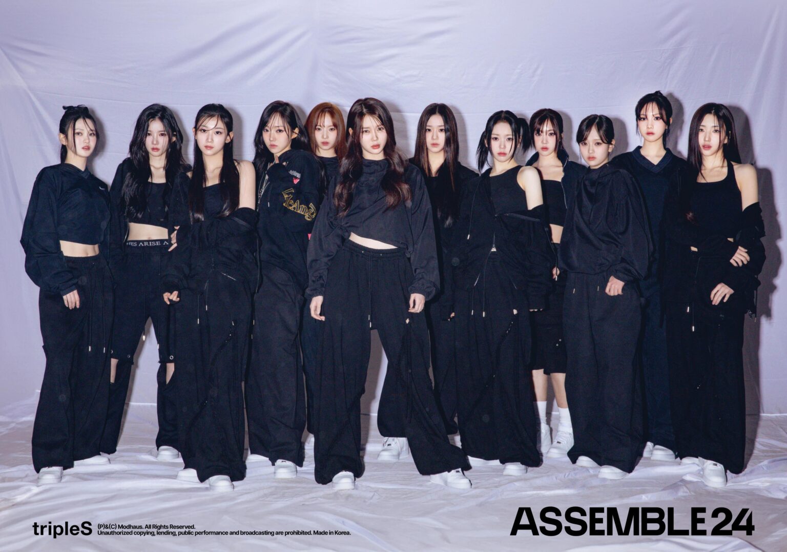 TripleS - الألبوم الأول الكامل: ASSEMBLE24 / Girls Never Die (صورة مفهوم الدائرة 4)