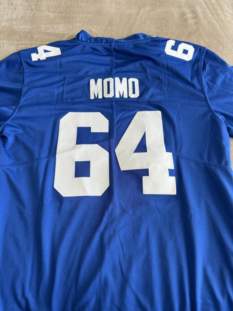 مخصص لكرة القدم مومو جيرسي