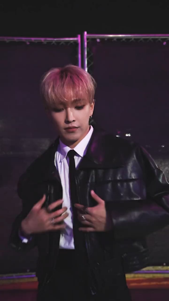 240421 ATEEZ على TikTok: لحظاتنا #BOUNCY خلف الكواليس 🌵