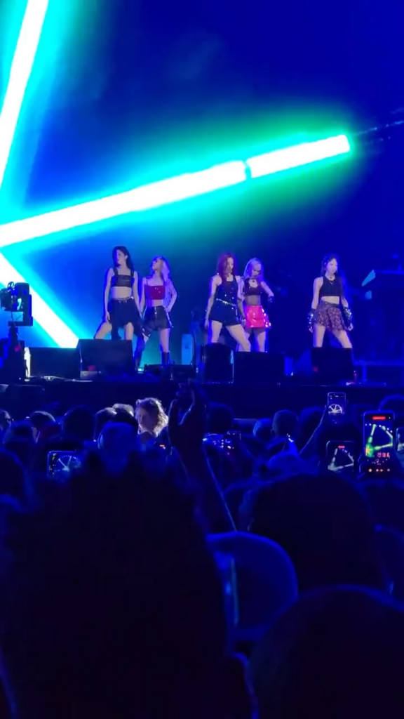 240421 تحديث LE SSERAFIM على TikTok - جميعكم تريدون الاستمتاع🪩✨ @coachella