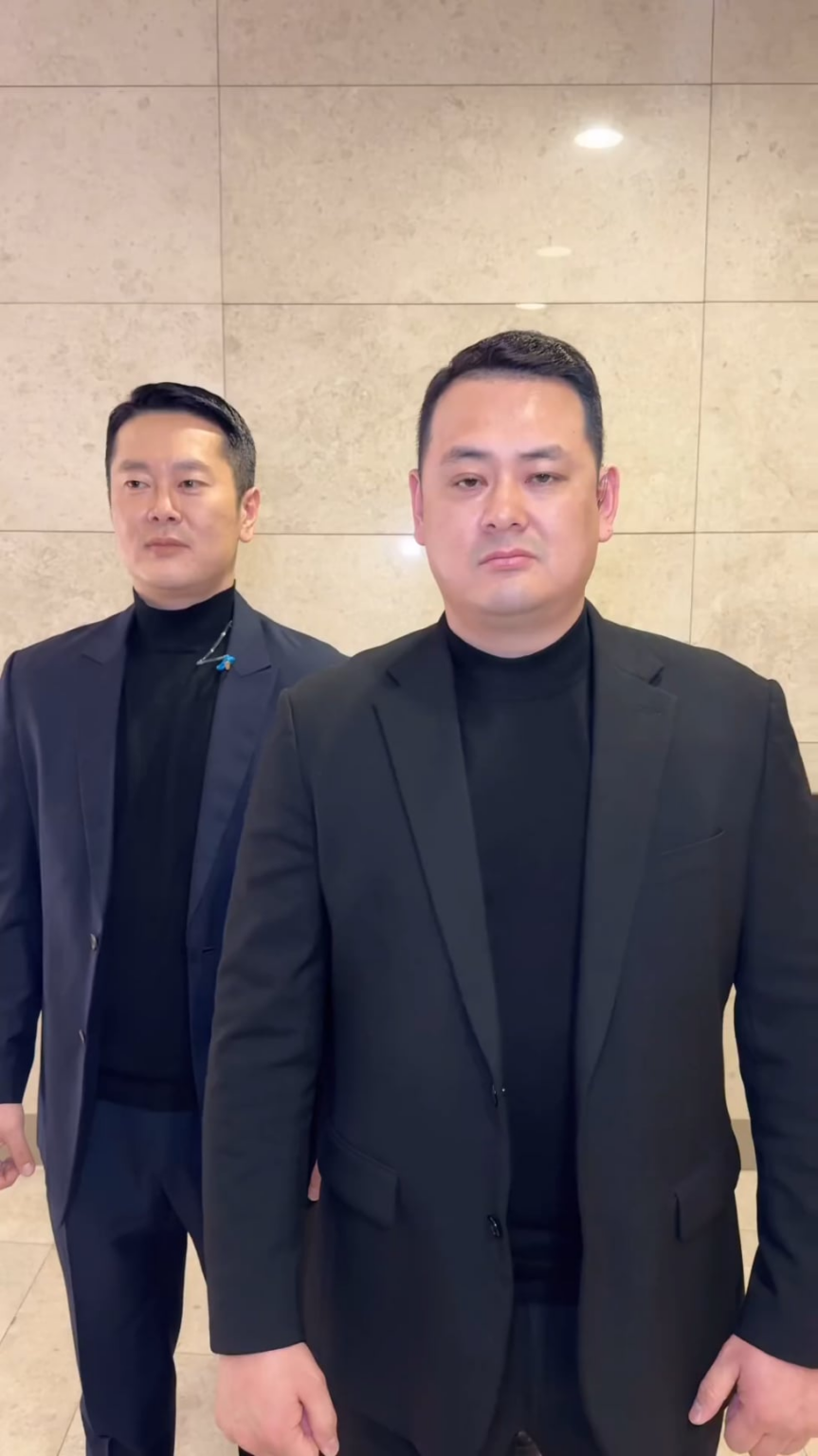 تشايونغ تتأكد من قيام الفريق الرديف بتدريباته