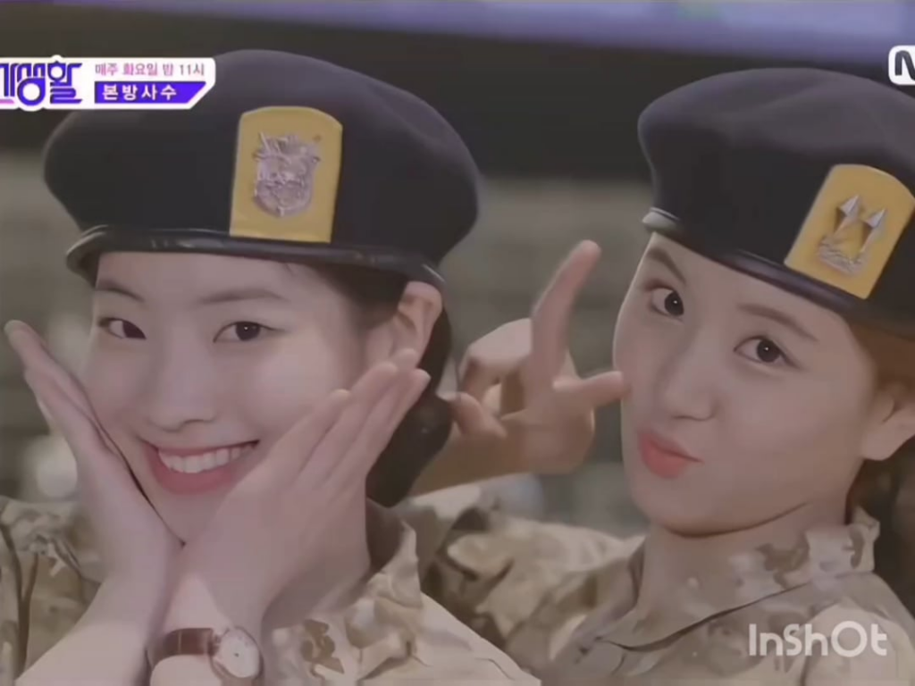 ظهور Dahyun و Chaeyoung لأول مرة في التمثيل عندما