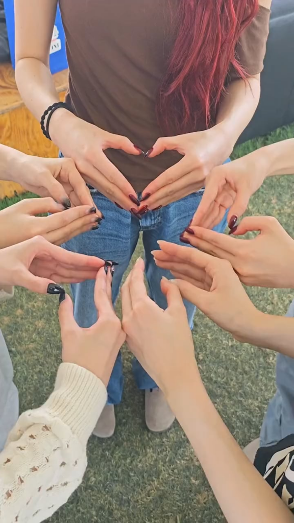 240421 تحديث LE SSERAFIM TiKTok - نراكم قريبًا