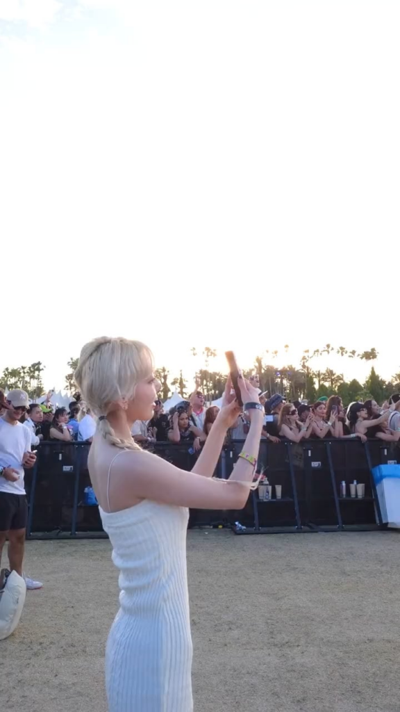 240424 تحديث LE SSERAFIM على TikTok مع مياواكي ساكورا (مع سابرينا كاربنتر) - أخوات سا الرائعات #SAKURA n #SabrinaCarpenter 🤎