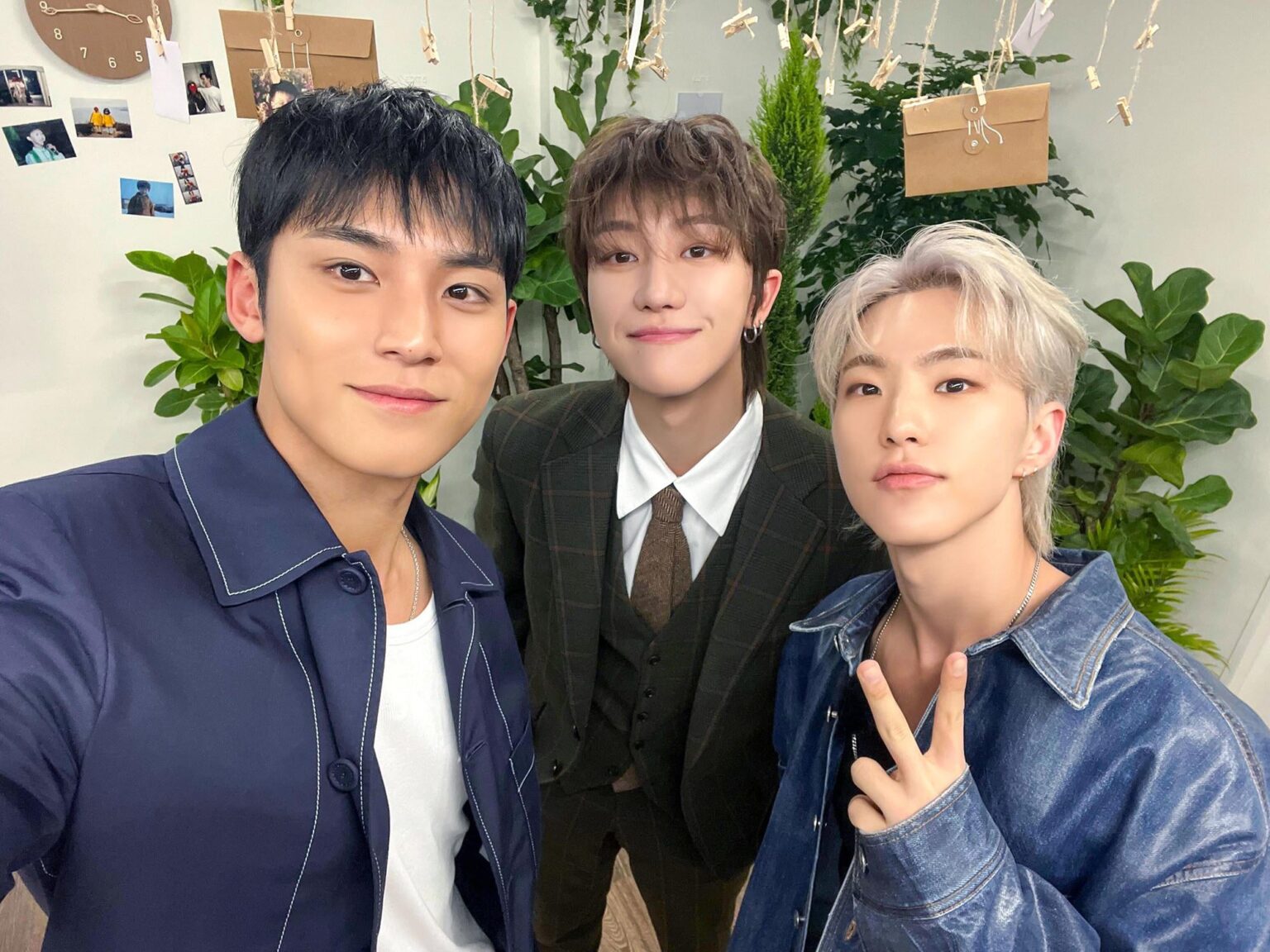 240430 تحديث مينجيو وThe8 وهوشي على التويتر