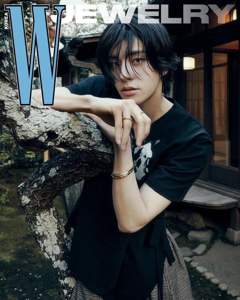 ENHYPEN Jake & Sunghoon - W Korea x Tiffany & Co. (إصدار أبريل 2024 للأغلفة الرقمية والمعاينة المصورة)