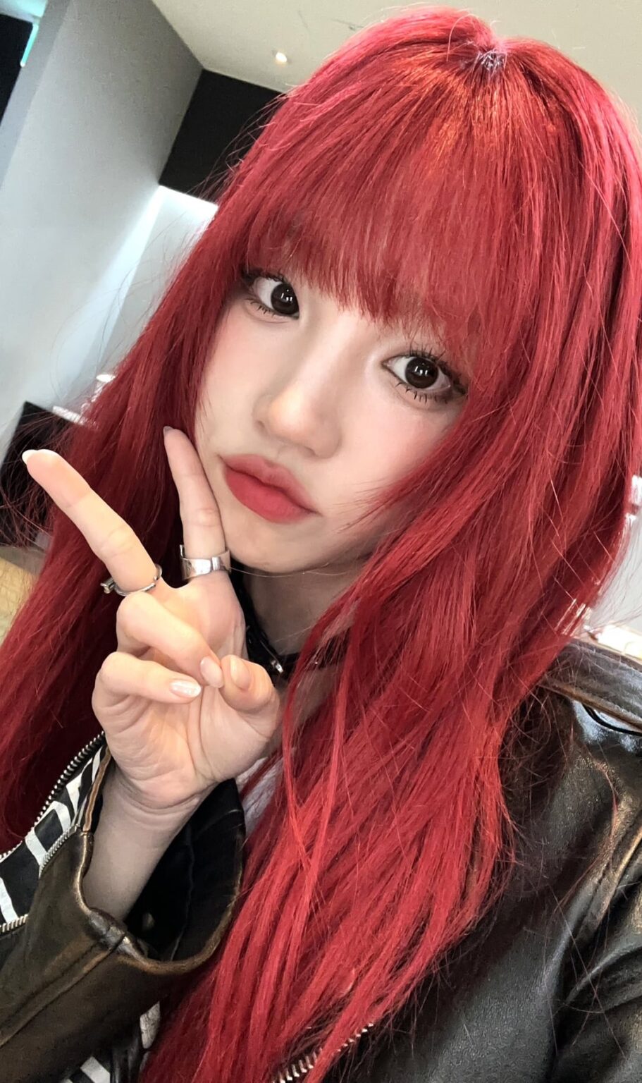 240426 التحديث الرسمي - Yuqi على البث المباشر