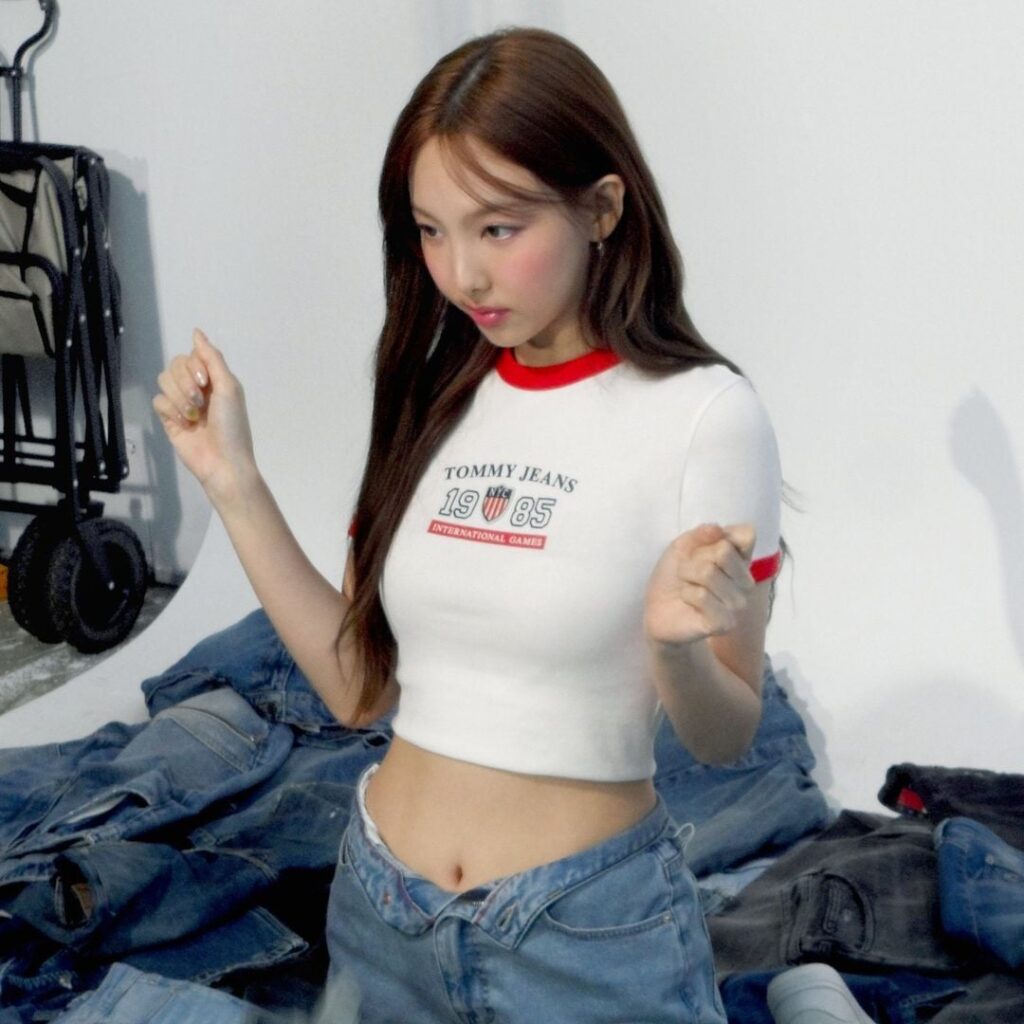 240423 - تحديث انستقرام تومي جينز - "نايون 🤝 تومي جينز"