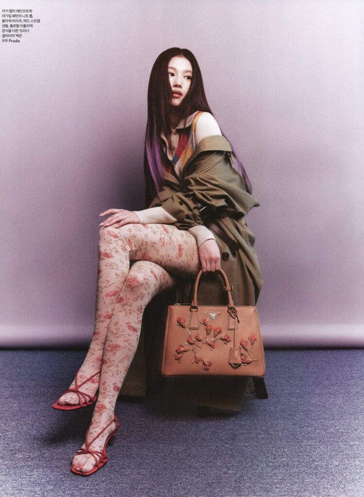 240423 ttottoba_ تحديثات تويتر - سانا لمجلة ELLE الكورية عدد مايو 2024 [SCANS]