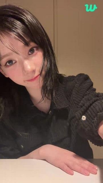 240424 كارينا ويفيرس لايف