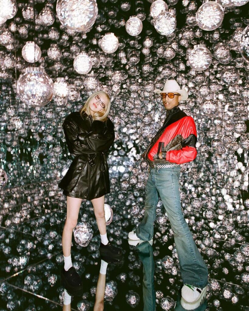 240425 تحديث Pharrell IG مع روزي