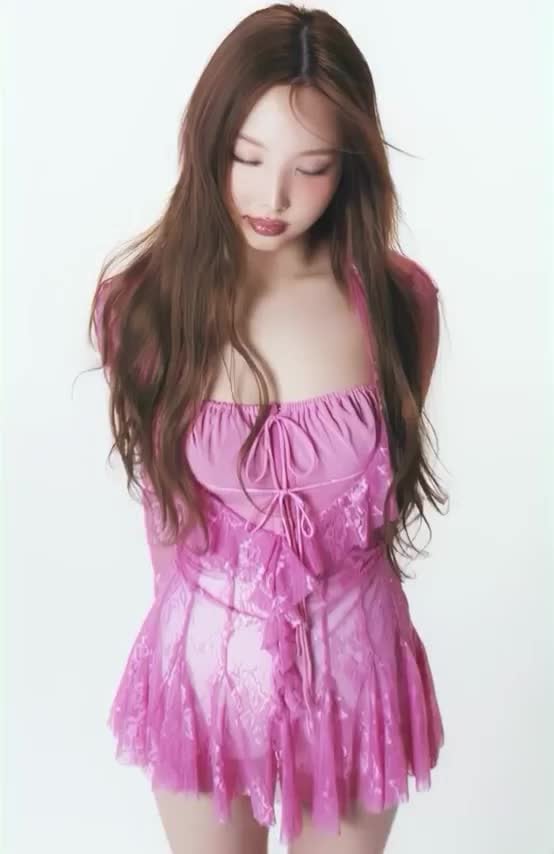 توايس - نايون