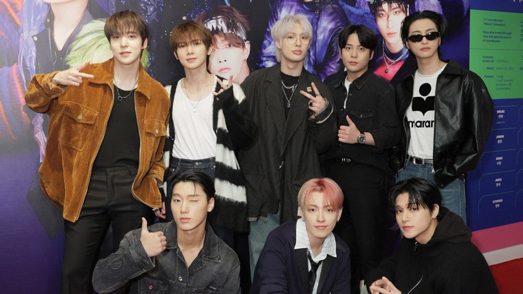 240423 The Hollywood Reporter: فرقة K-Pop ATEEZ تتحدث عن صناعة التاريخ في كوتشيلا، ويوم متجر التسجيلات، ومتحف جرامي