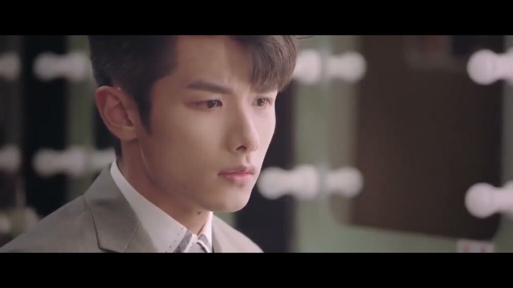 تنفصل عنـه  لانـه لم يصدق كلامها وشك بها  وهي لم تكن مخطأة  ( حبيبتـي )