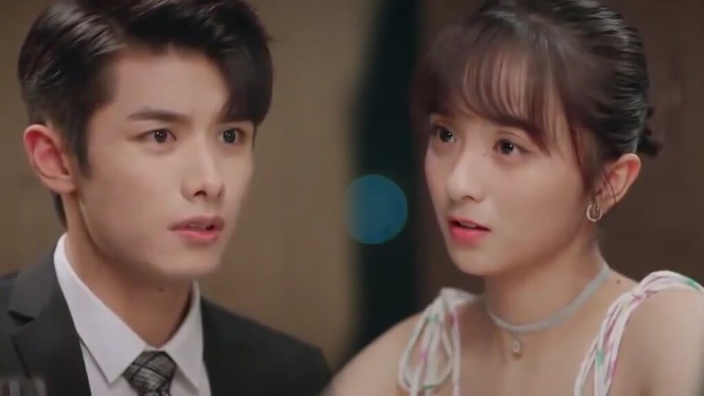 تريد ان تغضي الليـلة في الفندق بعد هذا العشاء لكنـه يتردد بسبب تالمال  ( حبيبتـي )