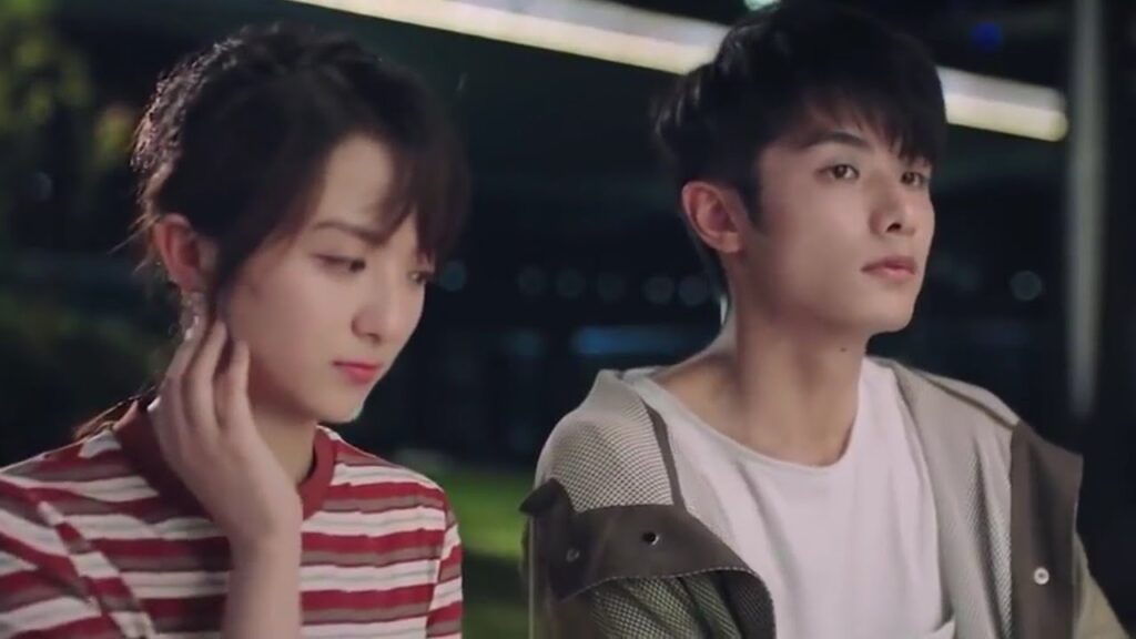 الرئيس الغنـي يتظاهر بأنه موظف معها  ويساعدها  ( حبيبتـي )