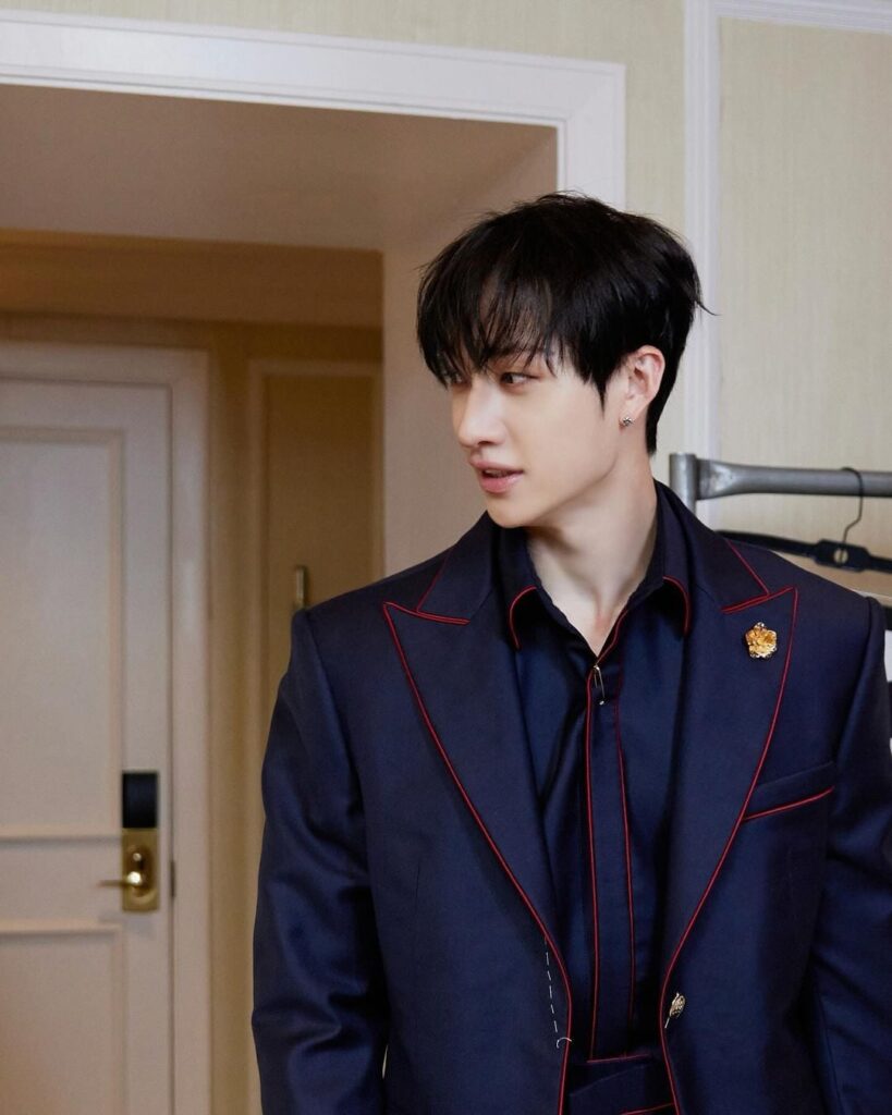 240508 تحديث انستقرام tommyhilfiger - آخر فحص للملاءمة مع #StrayKids قبل حفل #MetGala