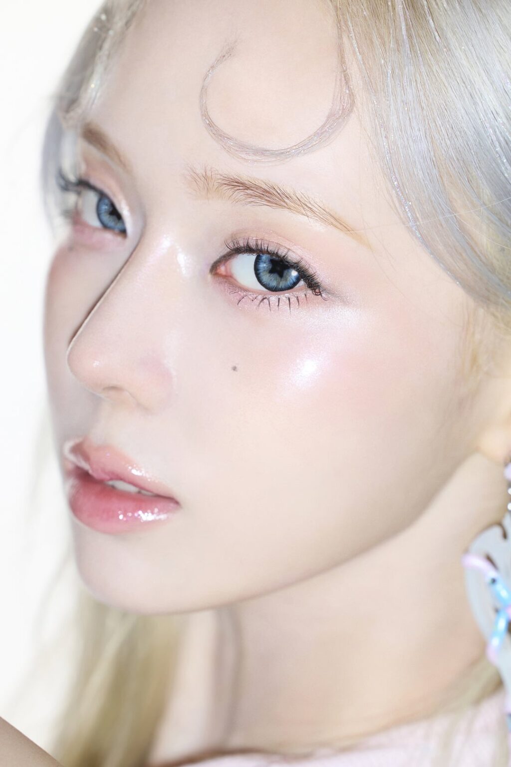 240507 aespa - الألبوم الأول: Armageddon (Superbeing Teaser Images #1 - Winter & Giselle)