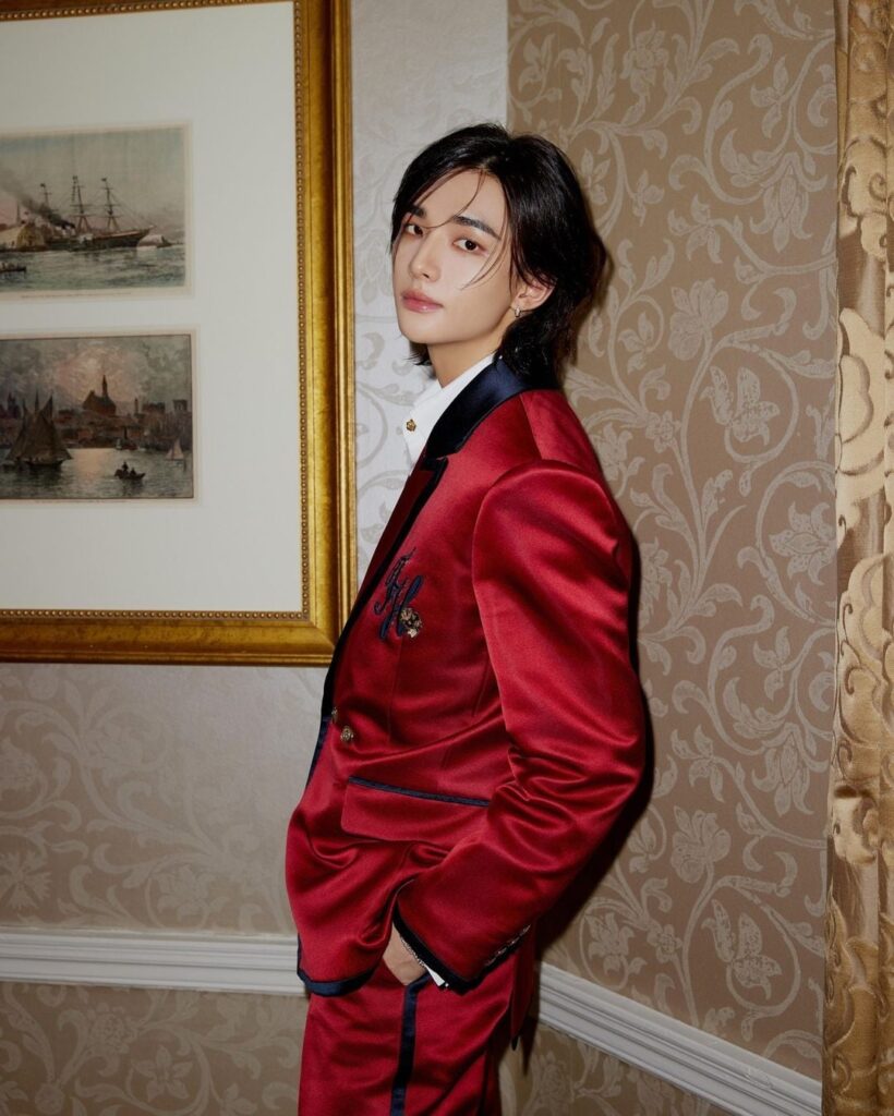 240509 تحديث تومي هيلفيغر على الانستقرام مع فرقة Stray Kids