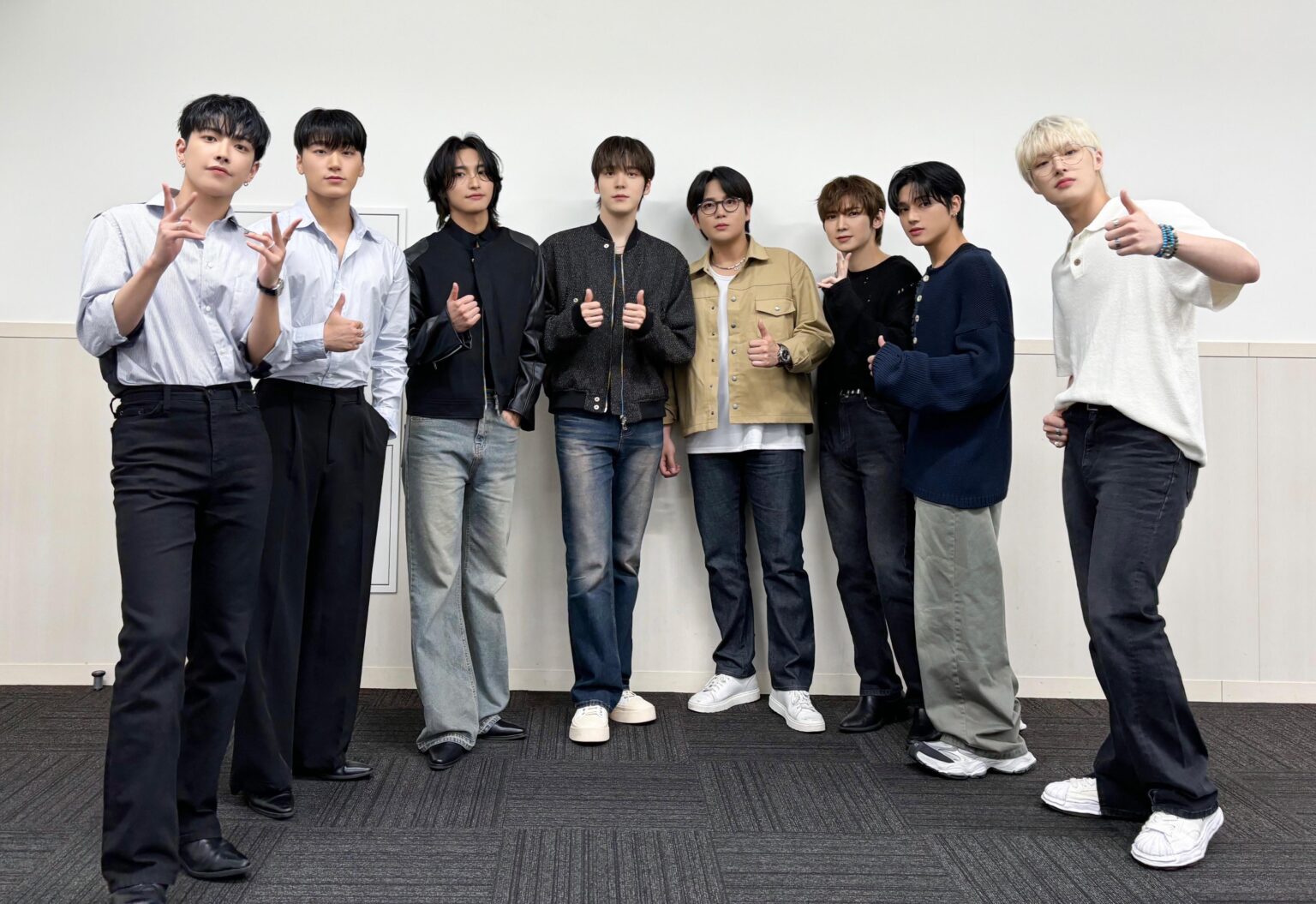 240501 ATEEZ JP on X: انتهى اليوم الأول من الحدث غير المتصل بالإنترنت للاحتفال بإصدار "NOT OKAY" في طوكيو!