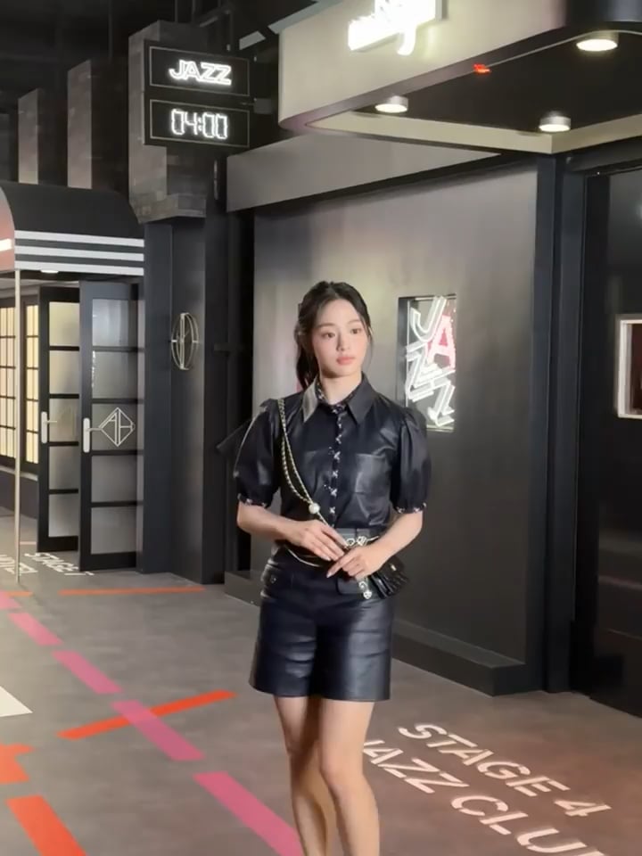 240506 تحديث فيديو للدردشة الهاتفية مينجي