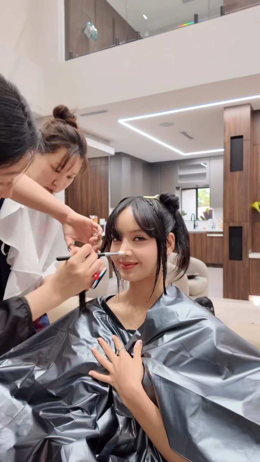 240507 تحديث بكرات Lisa (LLOUD) على IG