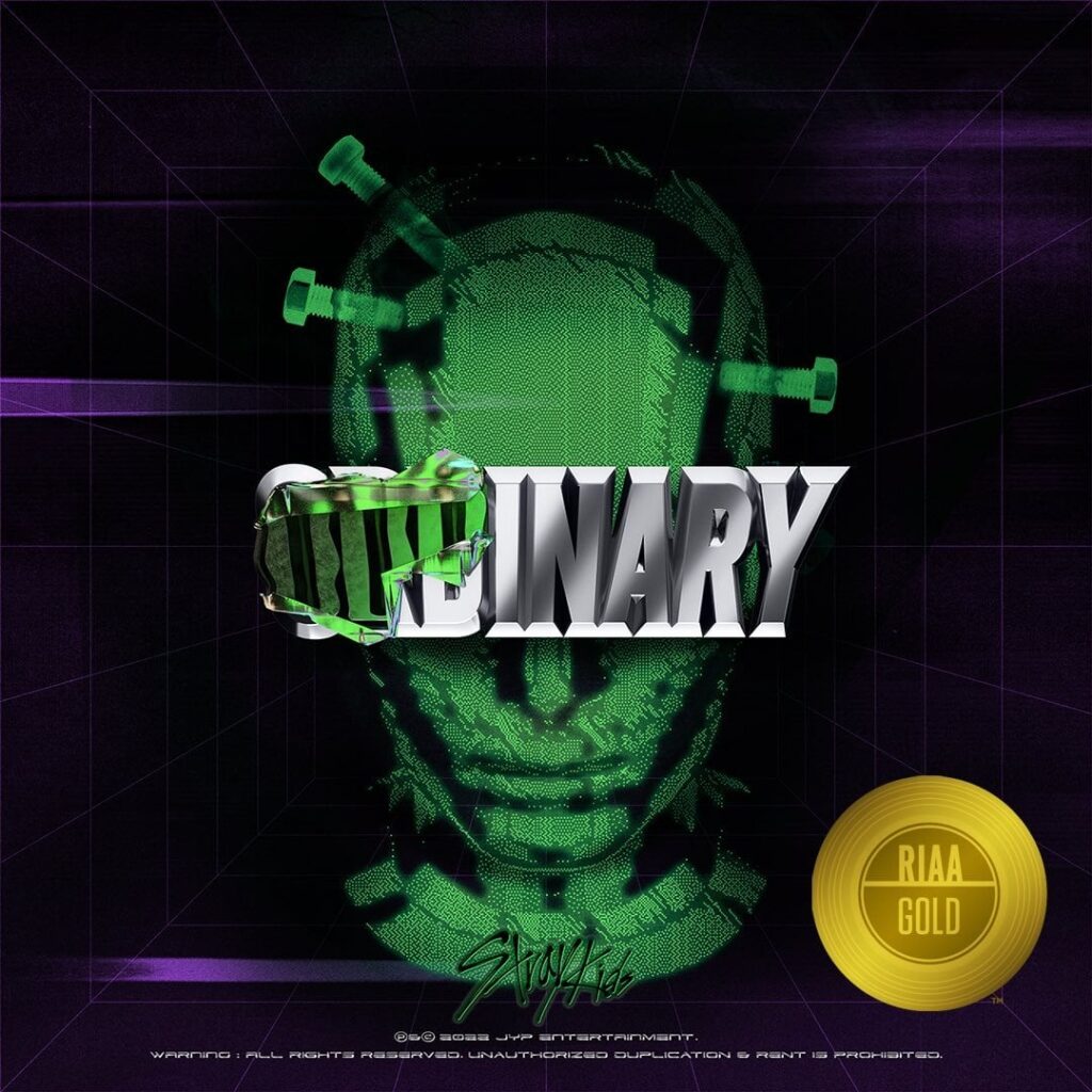 240502 فرقة Stray Kids "MANIAC" تحصل على شهادة RIAA الذهبية