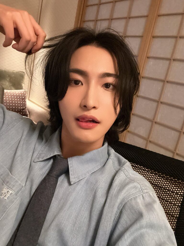 240504 ATEEZ على X: [#Seonghwa] 🫶🏻