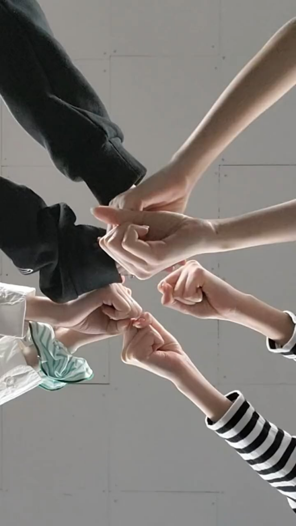 240511 تحديث LE SSERAFIM على التيك توك - لا تقلقوا، سنلتقي قريبًا!