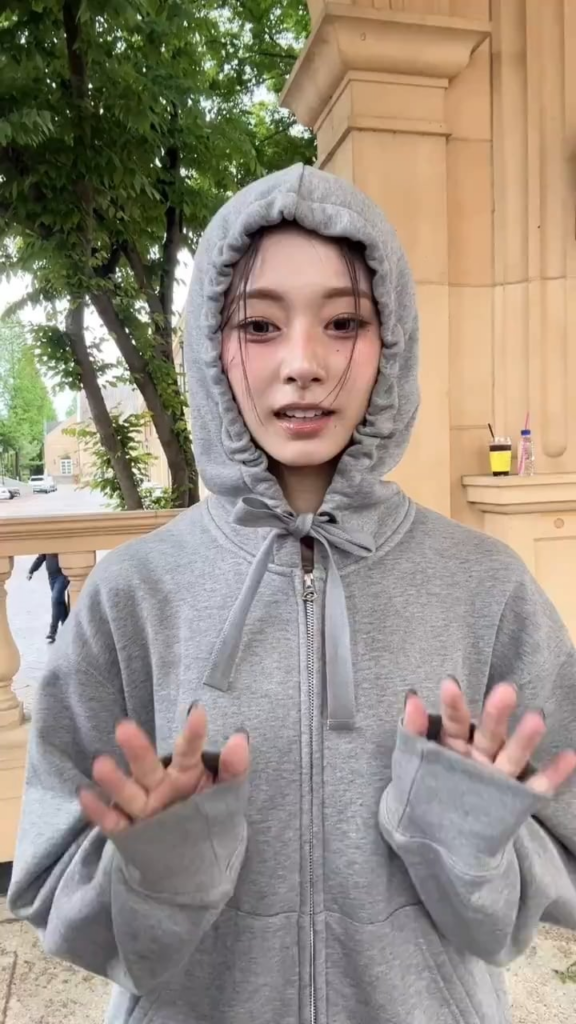 240508 تحديث تويتر - "هل يجب أن أذهب أم لا أذهب إلى نهر هان المتجمد؟ 🐈" (مع تزويو)