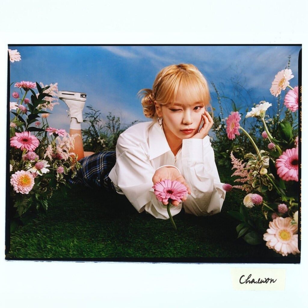 240501 LE SSERAFIM - الحفلة العائلية الثانية (صورة SPRING COLLEGE - إصدار Instagram)