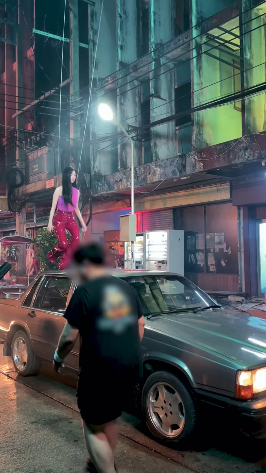 240502 aespa تحديث التيك توك مع جيزيل وكارينا - BTS لرمز الإطلاق 🔮✨