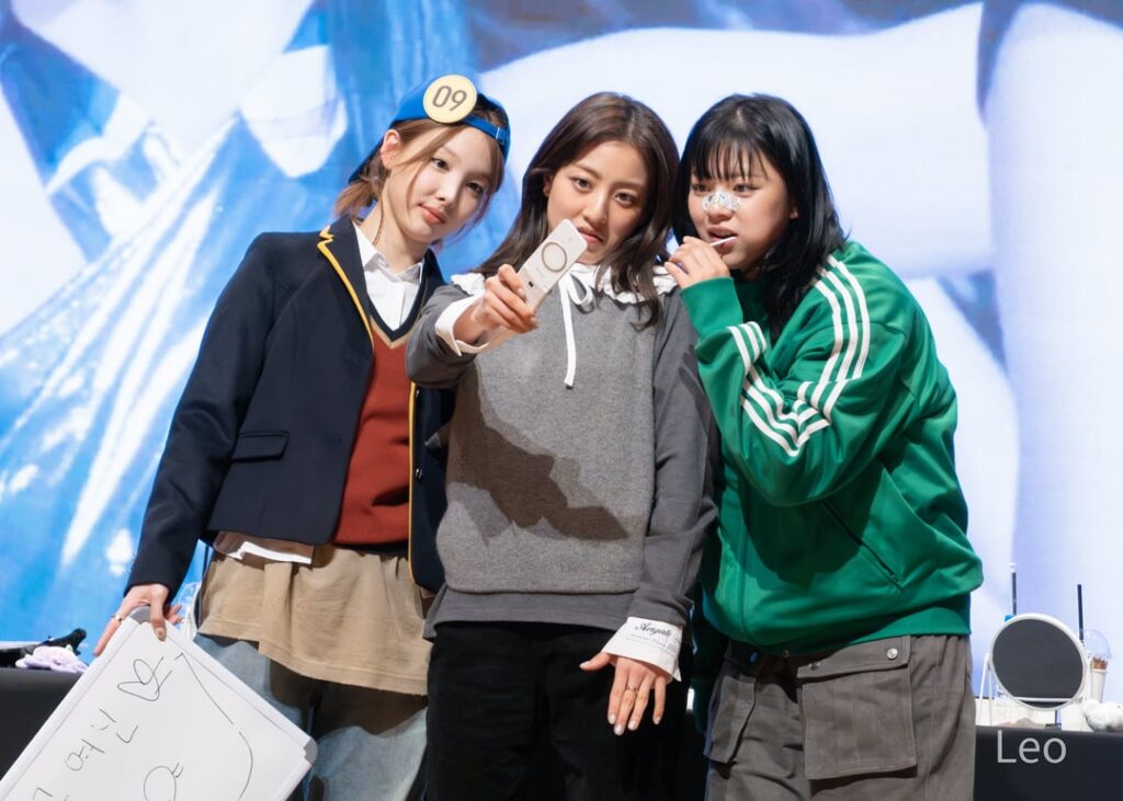 نايون وجيهيو وجونجيون