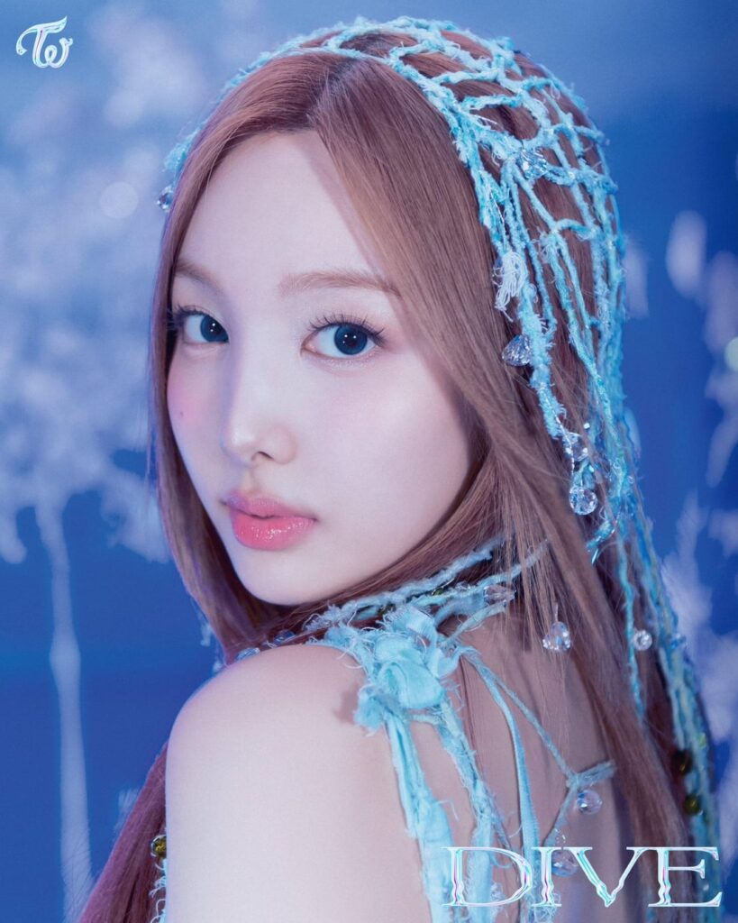 TWICE - الألبوم الياباني الخامس: DIVE (نايون، جيونغيون ومومو - صور تشويقية)