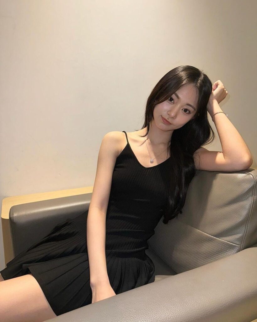 240503 - تحديث تزويو على الانستقرام - "🖤💭"