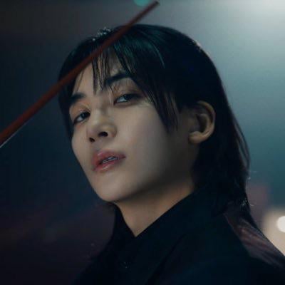 سبعة عشر أغنية حزينة