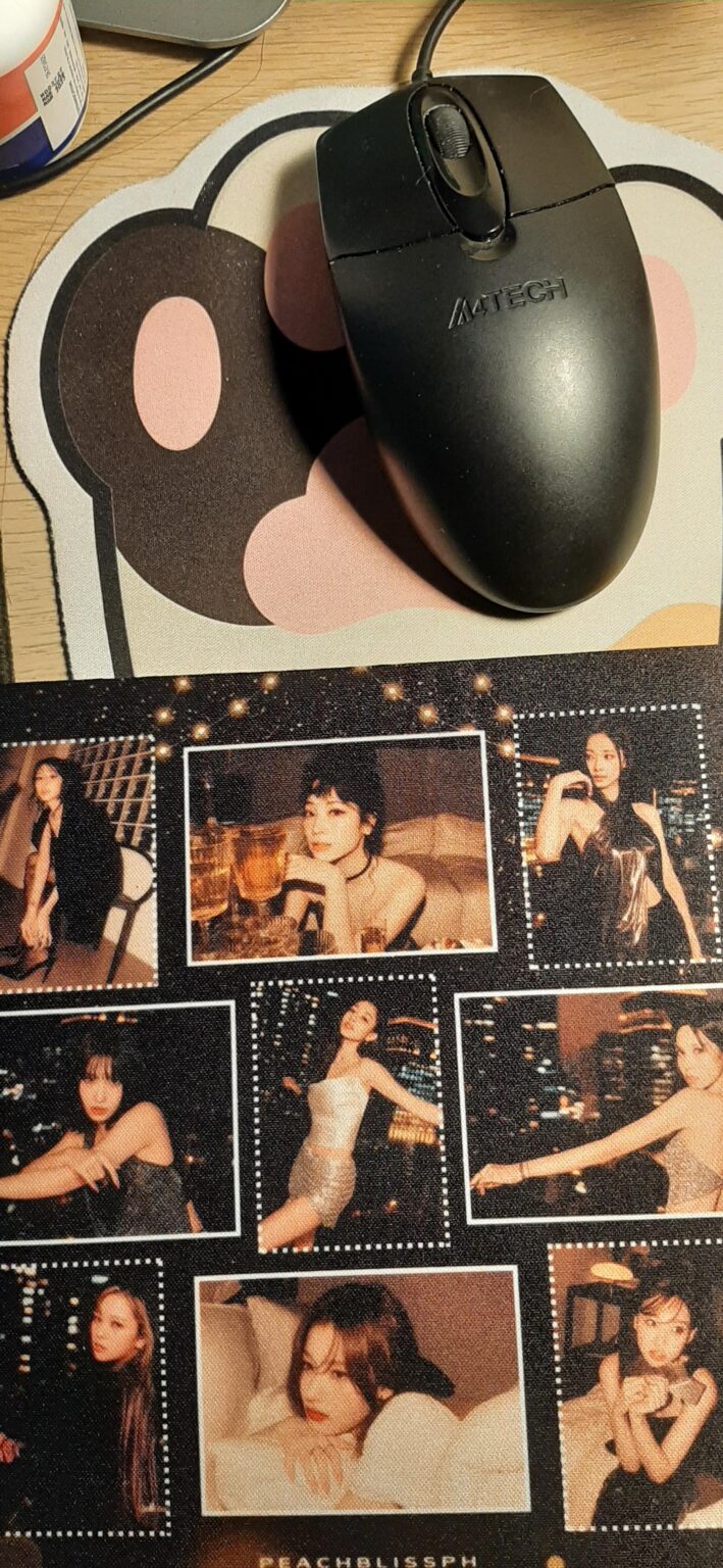 حصلت على لوحة ماوس Twice كهدية مجانية 🥰