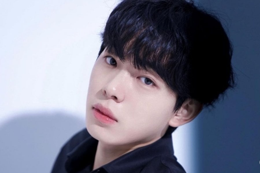 Lee Seo Han يخاطب ويعتذر عن الفيديو الذي يبدو غير لائق والذي تم تصويره في استوديو Bang Ye Dam