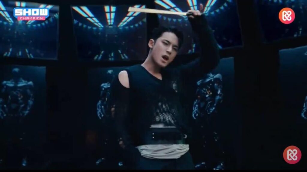 240508 SEVENTEEN يحققون فوزهم الأول لـ "MAESTRO" في برنامج Show Champion لهذا الأسبوع!