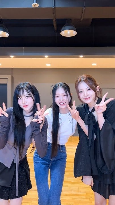 TripleS Nakyoung & Kotone (مع OH MY GIRL YooA) - الفتيات لا يموتن أبدًا (تحدي الرقص) (240513)