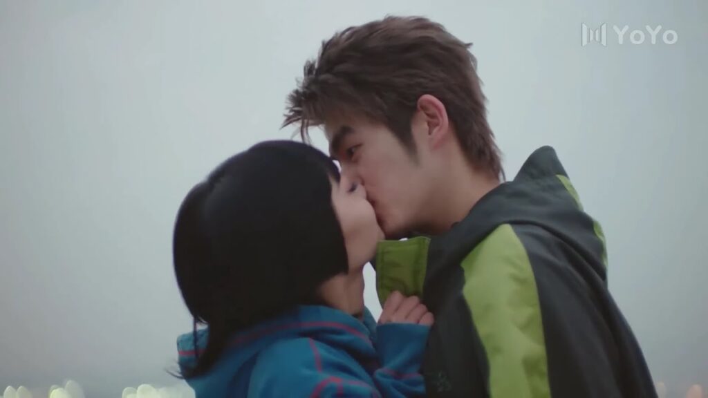 تقبـله فجأة و تلتقط صديقتها صورة ( لنتزوج اولاً ) تقبـله فجأة و تلتقط صديقتها صورة ( لنتزوج اولاً )