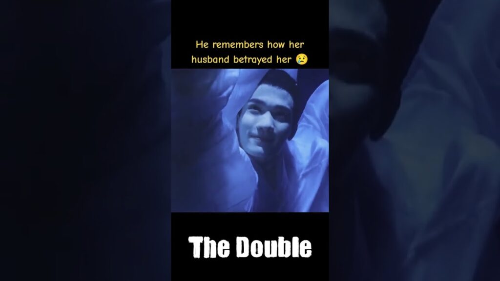 وهو يتذكر كيف خانها زوجها💔💔💔 #مزدوج #TheDouble #youku