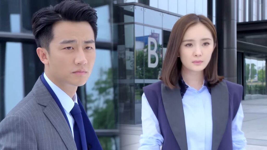 يختار الوثوق بها والقلق عليها ولكنها تبدأ بتجنبه والابتعاد عنه❤️مشهد من "عزيزي المترجم"