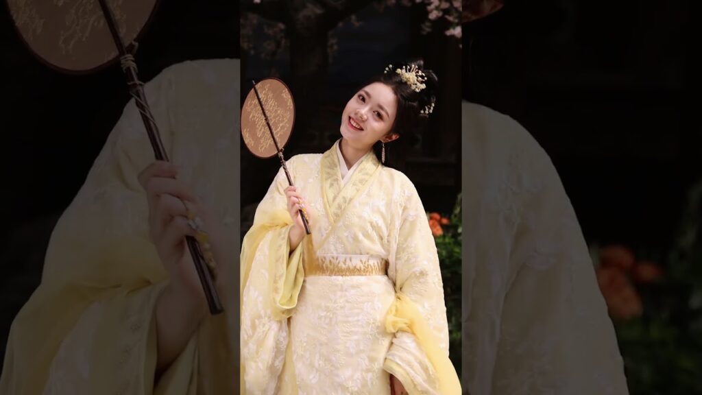 هنا تأتي أميرة رائعة! 🥰#ZhaoJinmai #الأميرة_الملكية #ThePrincessRoyal #youku