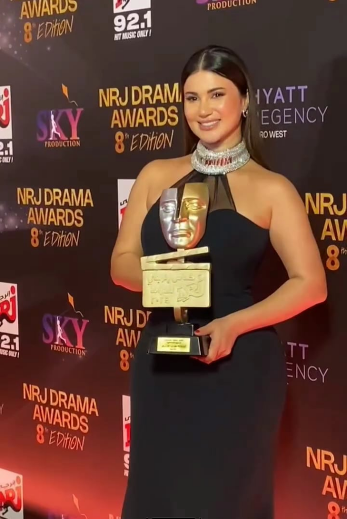 Huda tits and 🍑🥰